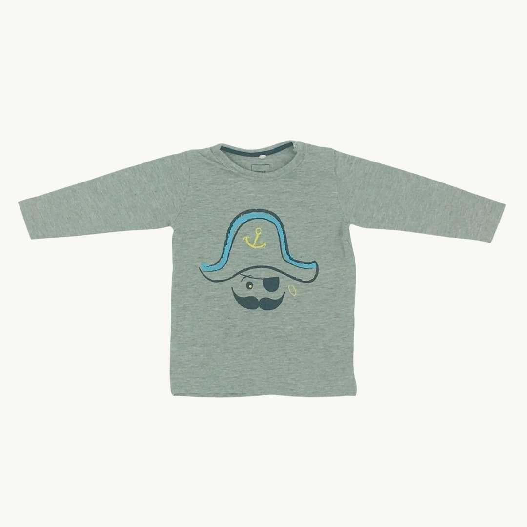 Hardly Worn Name It Organics grey pirate top size 4-6 months