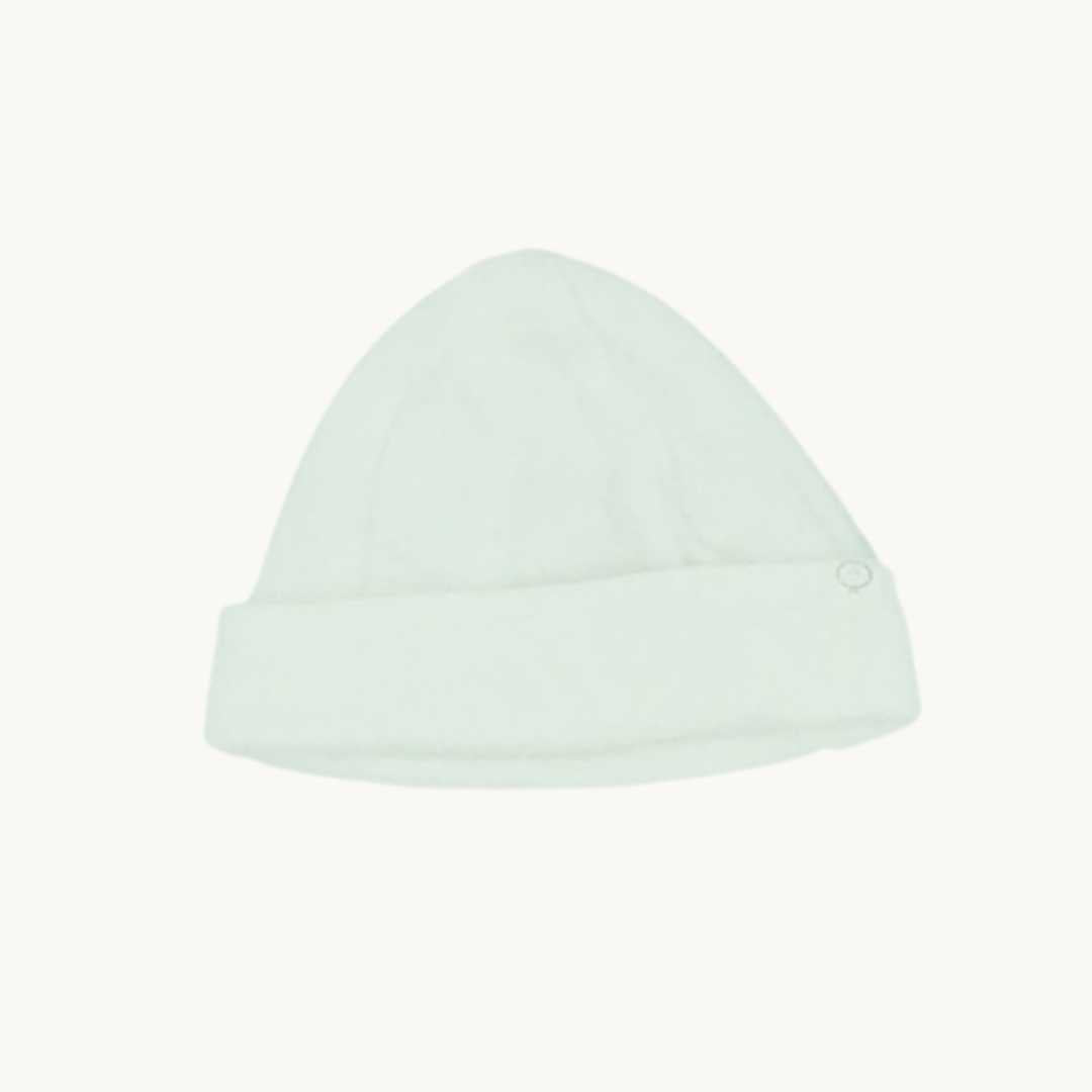 Hardly Worn Baby Mori white beanie size Tiny Baby