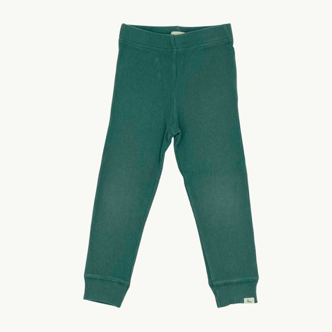 Hardly Worn Turtledove London green ribbed leggings size 3-4 years