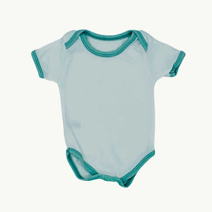 Gently Worn Slumberbaby white bodysuit size 3-6 months