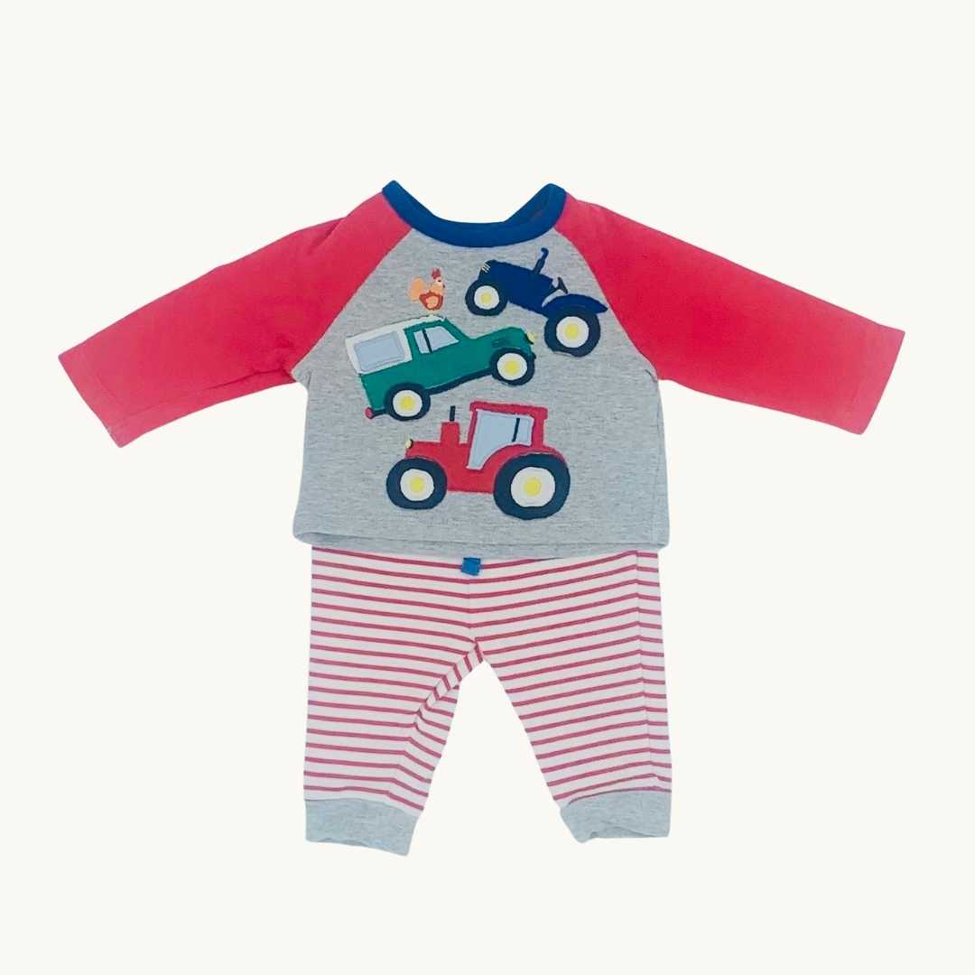 Hardly Worn Boden car & tractor set size 0-3 months